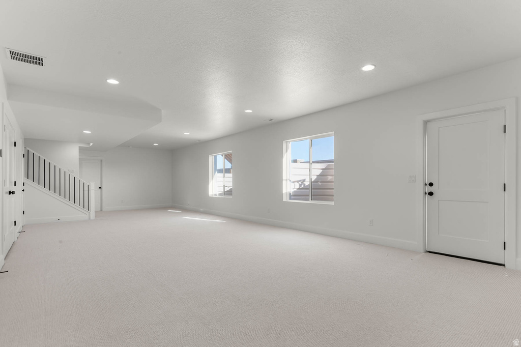 8687 S ROCK LAKE CT West Jordan, UT 84081