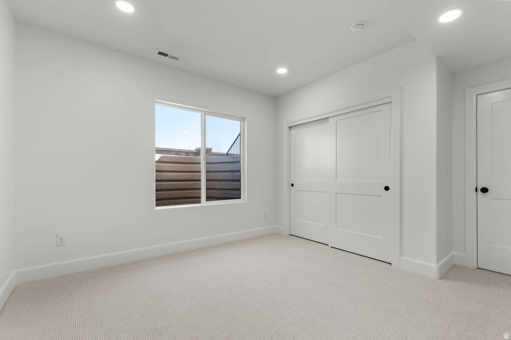 8687 S ROCK LAKE CT West Jordan, UT 84081