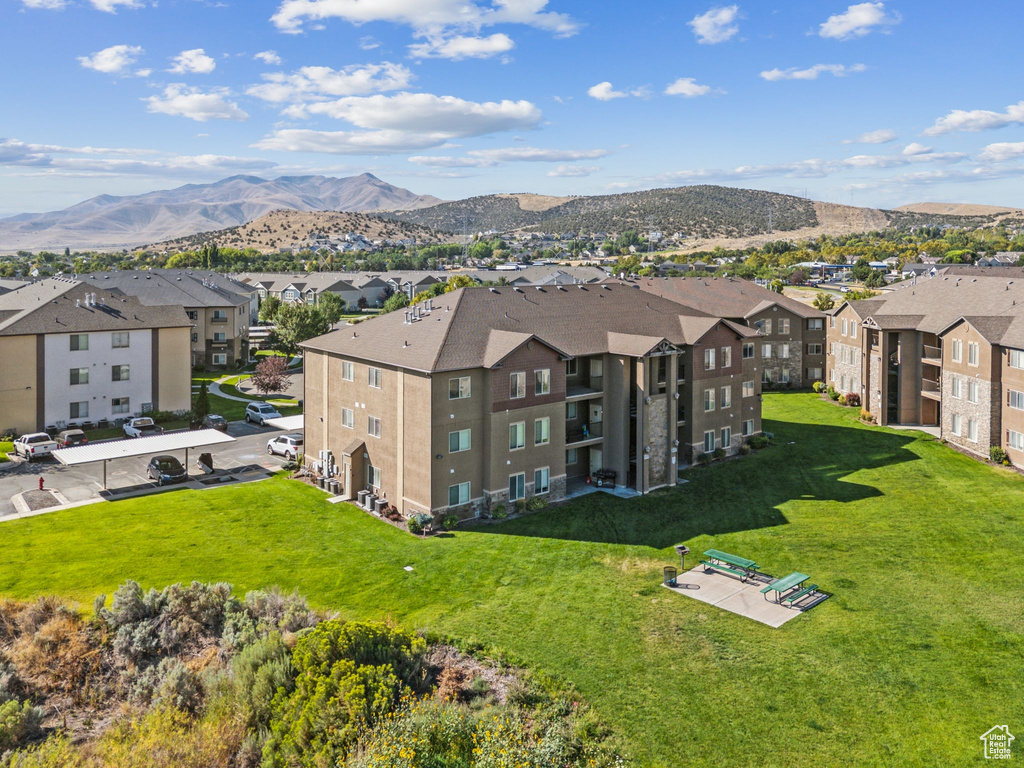 8215 N CLEAR ROCK RD #11 Eagle Mountain, UT 84005