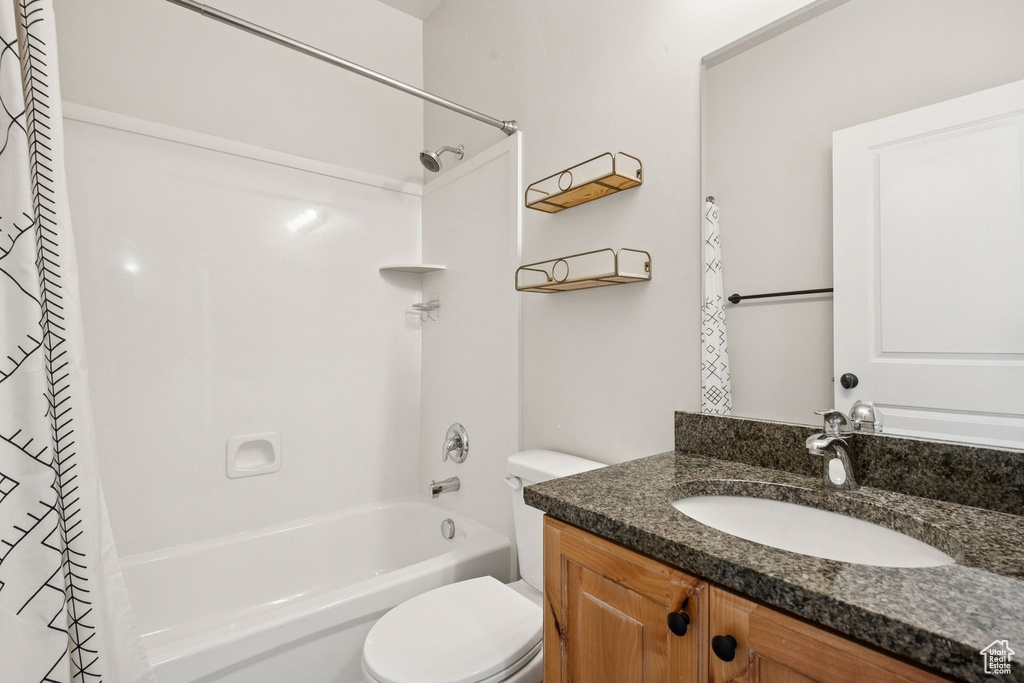 8215 N CLEAR ROCK RD #11 Eagle Mountain, UT 84005