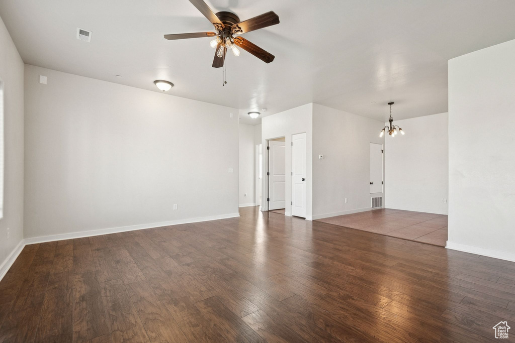 8215 N CLEAR ROCK RD #11 Eagle Mountain, UT 84005