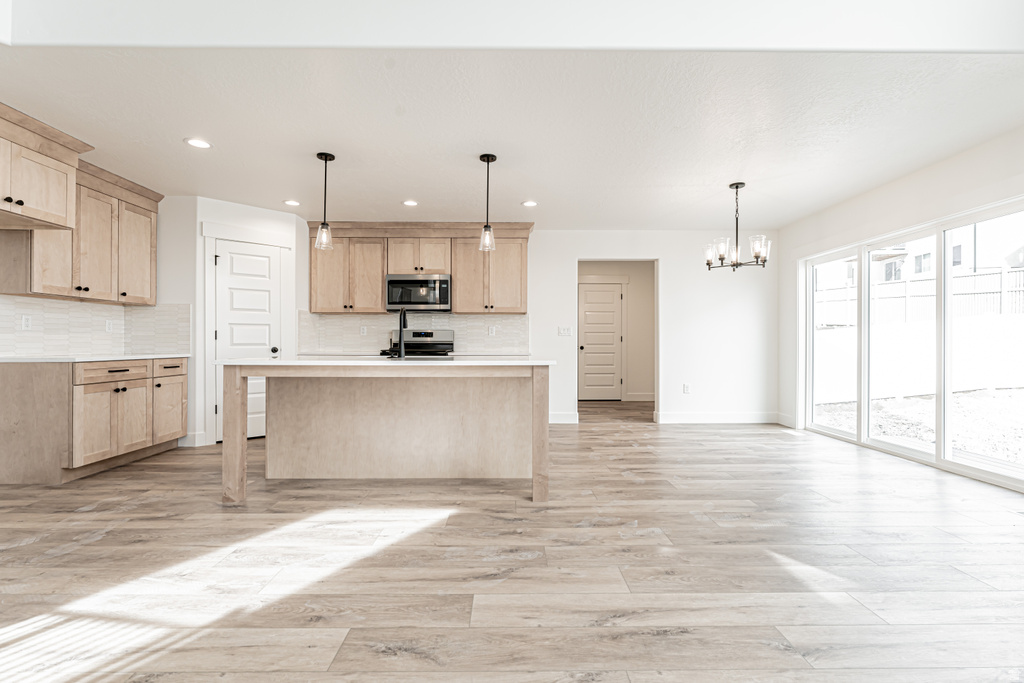 1442 W BOSEMAN WAY #615 Saratoga Springs, UT 84045