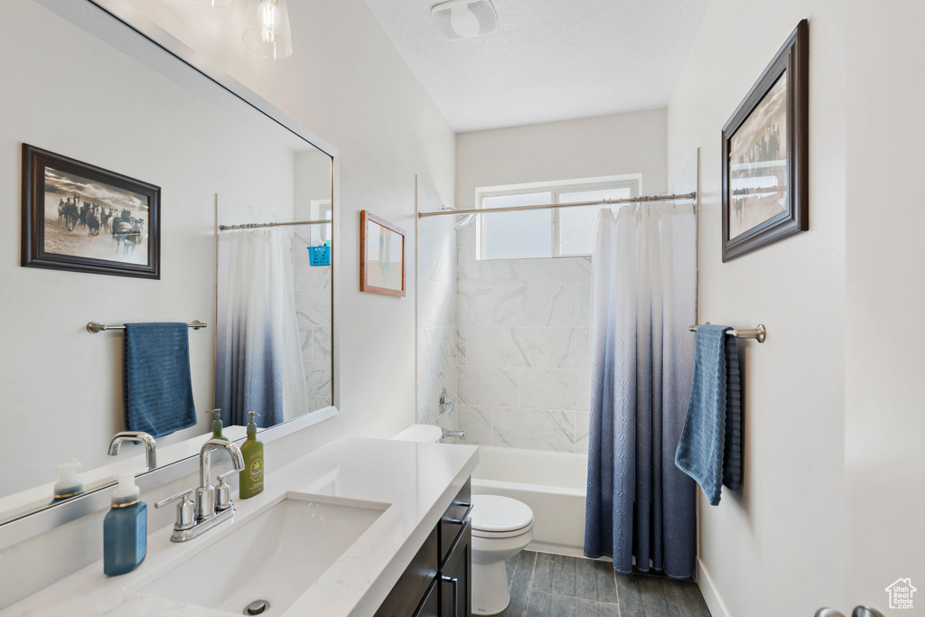 142 W PARKSIDE LOOP Elk Ridge, UT 84651
