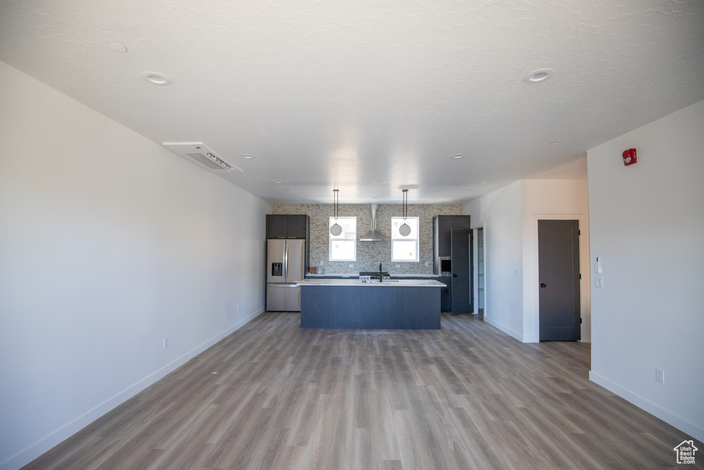 Photo 4 for MLS #2105153 at 594 E Betsey Cv #17