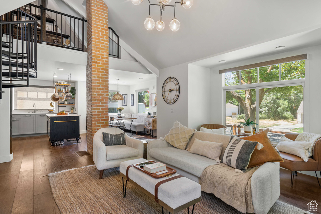 Photo 5 for MLS #2105155 at 2714 Tyler Ave