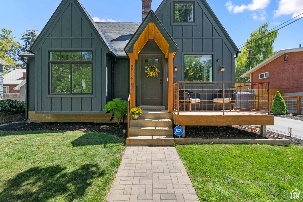 Photo 42 for MLS #2105155 at 2714 Tyler Ave
