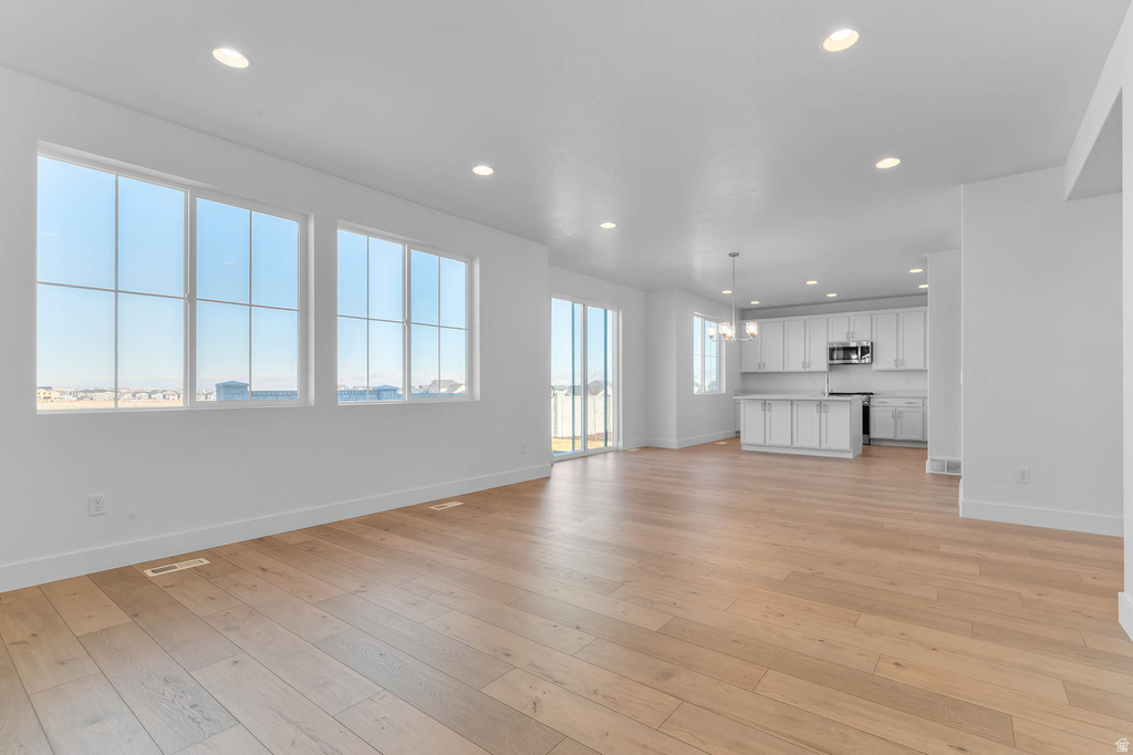 6764 W BROADSTEM WAY Herriman, UT 84096