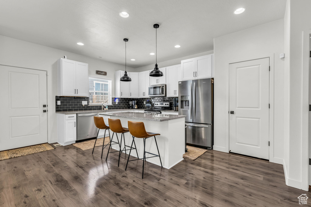 7153 N MOUNTAIN FIELD DR Eagle Mountain, UT 84005