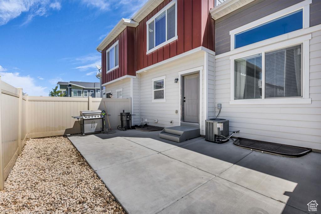 7153 N MOUNTAIN FIELD DR Eagle Mountain, UT 84005