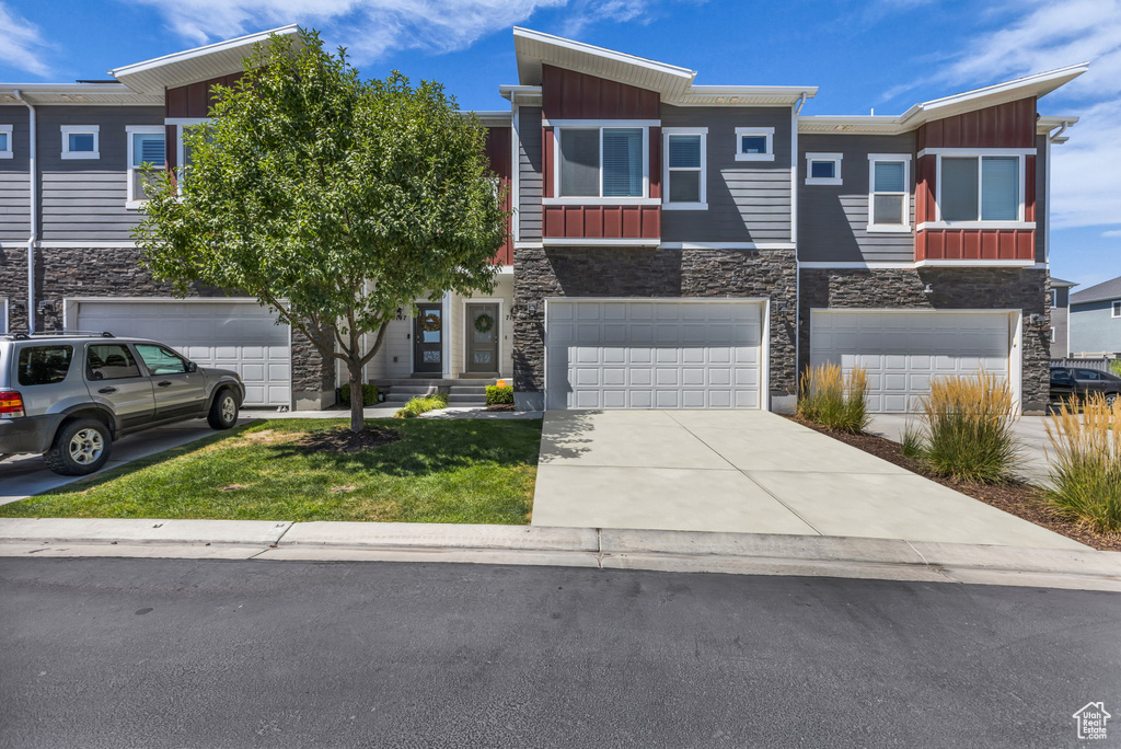 7153 N MOUNTAIN FIELD DR Eagle Mountain, UT 84005