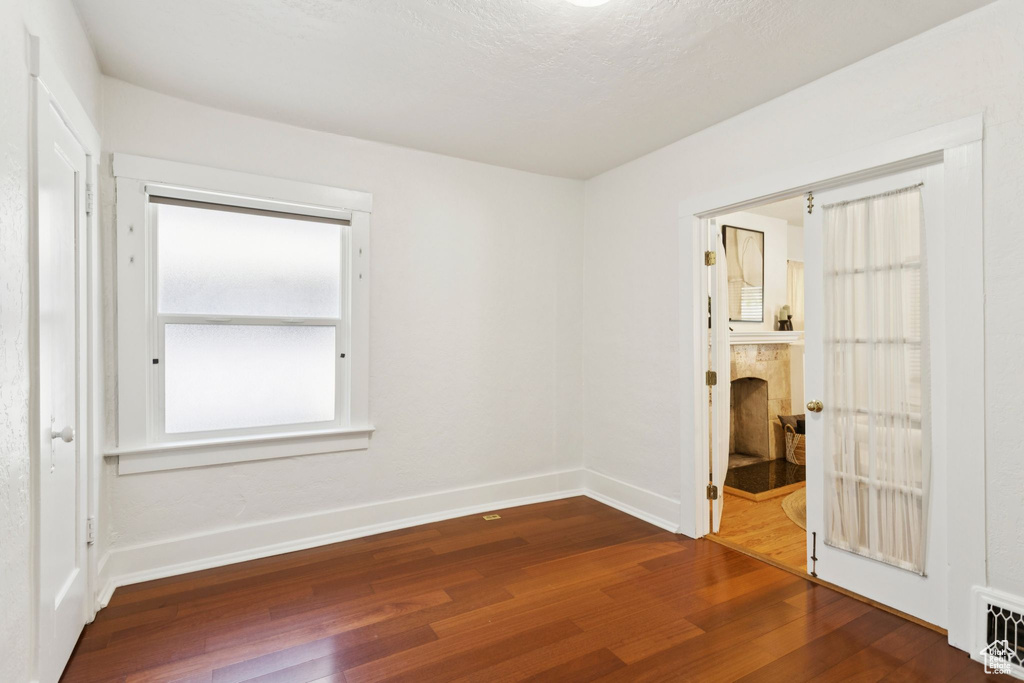 536 E HOLLYWOOD AVE Salt Lake City, UT 84105
