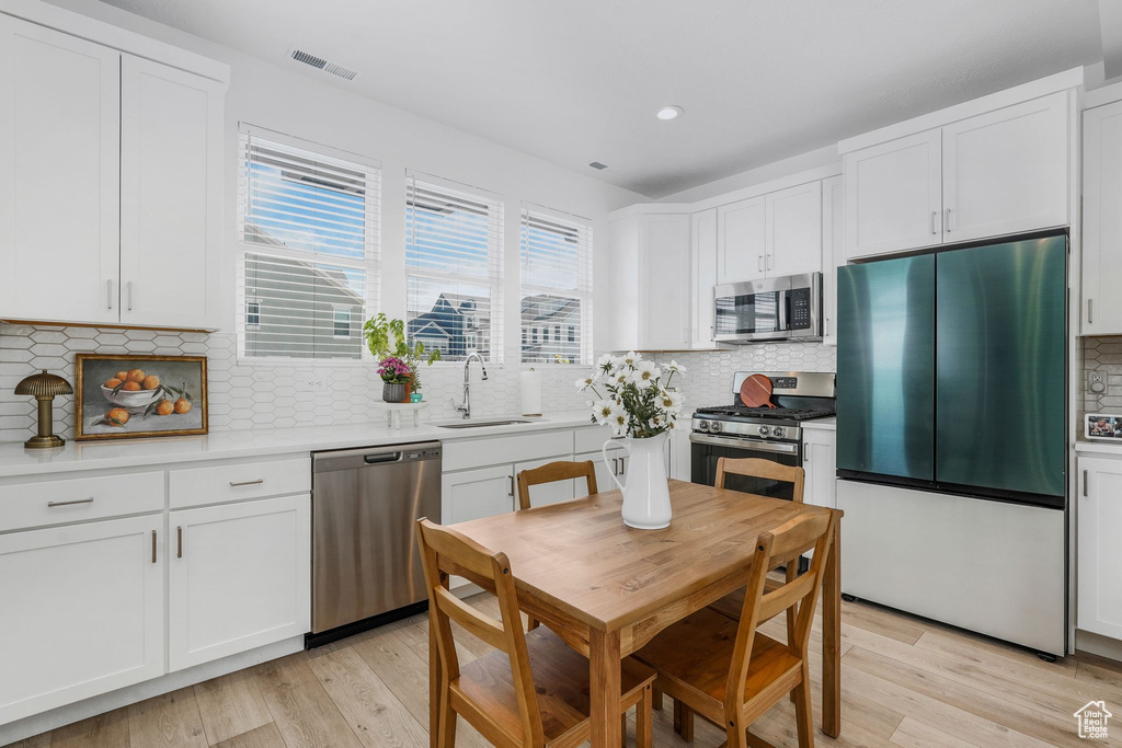 6642 W SKIP ROCK RD South Jordan, UT 84009