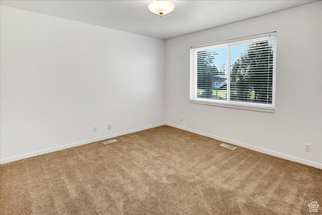 149 W 1250 N Harrisville, UT 84404