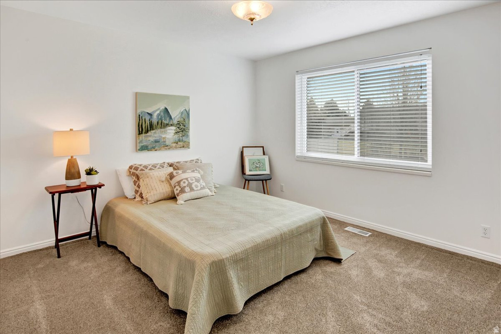 149 W 1250 N Harrisville, UT 84404