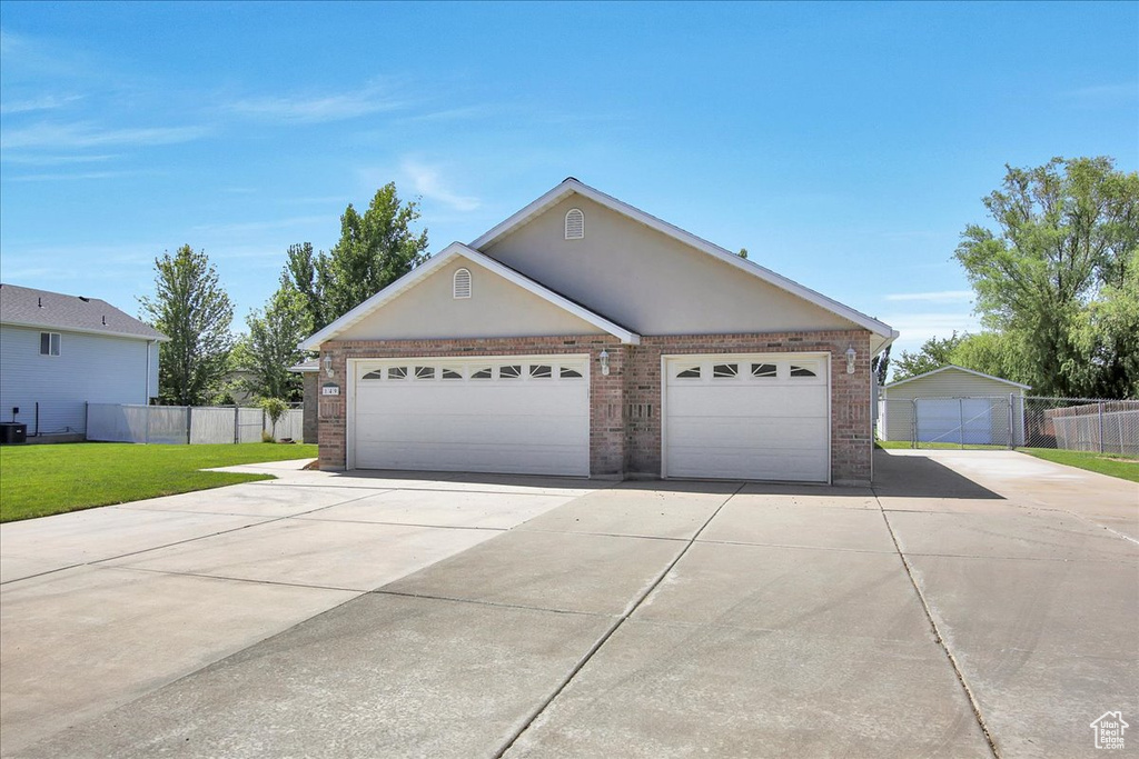 149 W 1250 N Harrisville, UT 84404