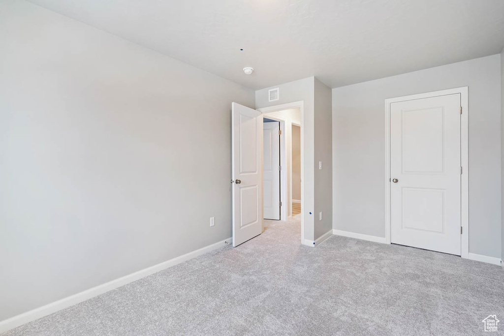 Photo 8 for MLS #2105185 at 77 E Broadway Dr #1033