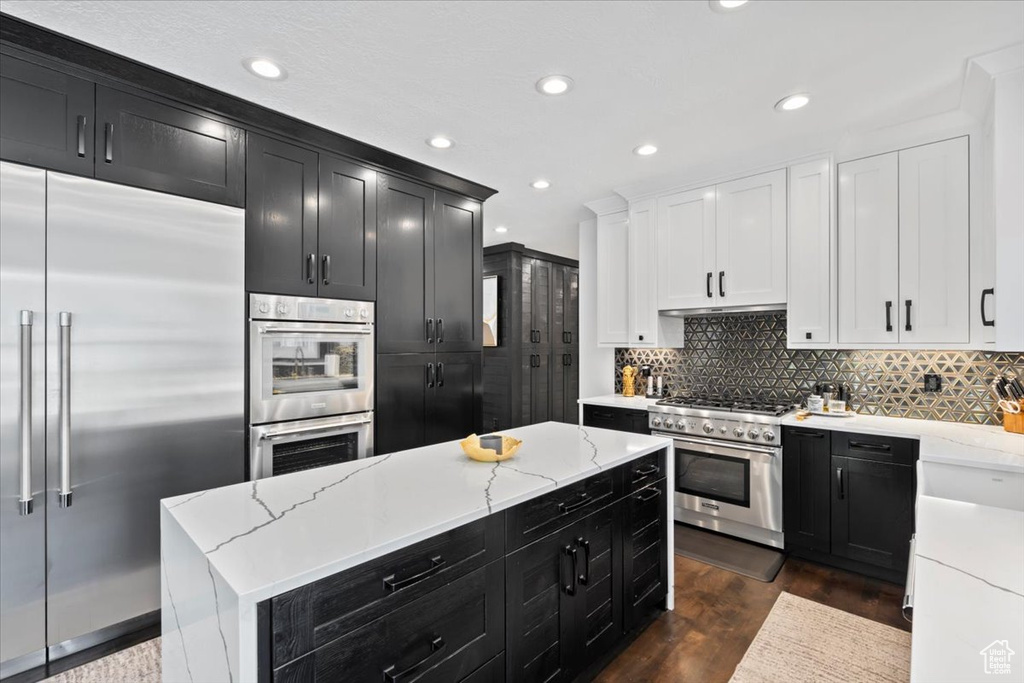 1064 W PARK PALISADE DR South Jordan, UT 84095