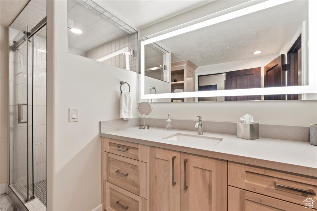 1064 W PARK PALISADE DR South Jordan, UT 84095