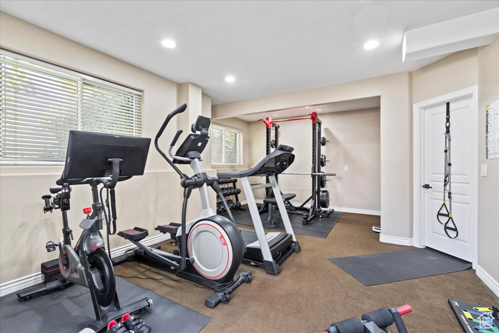 1064 W PARK PALISADE DR South Jordan, UT 84095