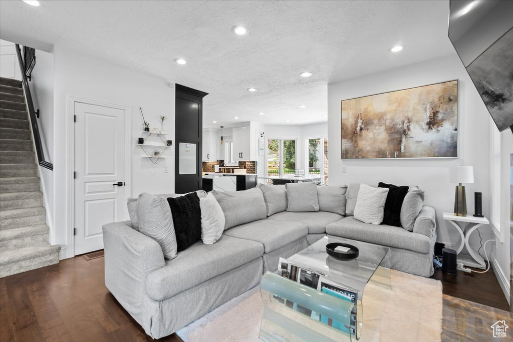 1064 W PARK PALISADE DR South Jordan, UT 84095
