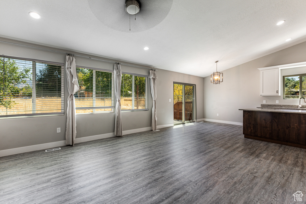 246 E 400 N Tooele, UT 84074
