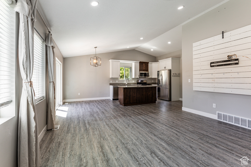 246 E 400 N Tooele, UT 84074