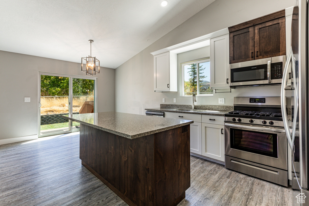 246 E 400 N Tooele, UT 84074