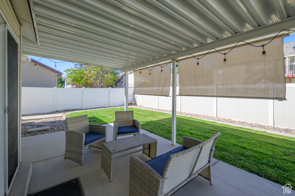 Photo 19 for MLS #2105222 at 329 N Greenwich Dr