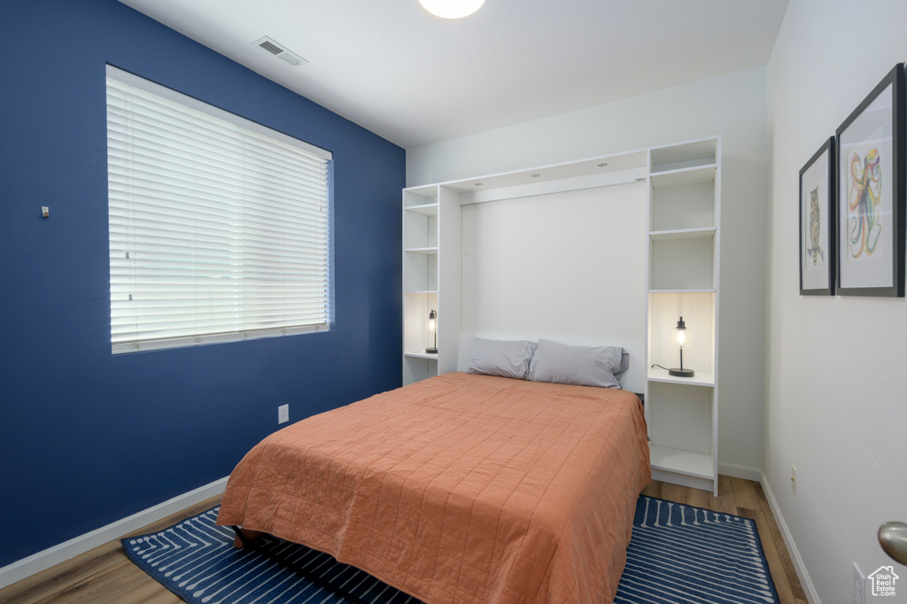 Photo 12 for MLS #2105222 at 329 N Greenwich Dr