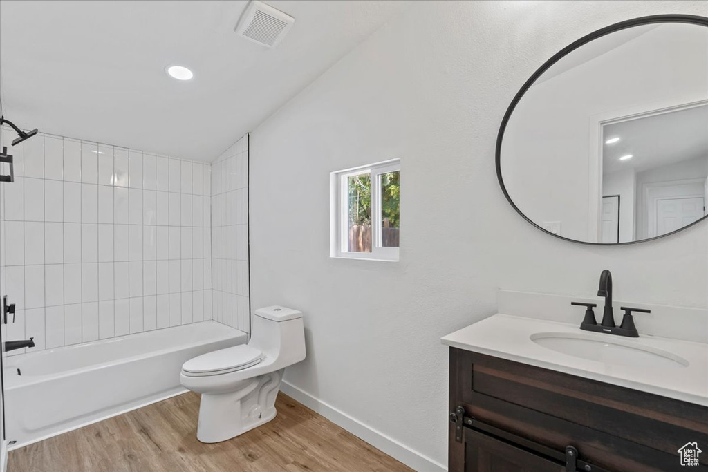 Photo 9 for MLS #2105223 at 3935 S Luetta Dr