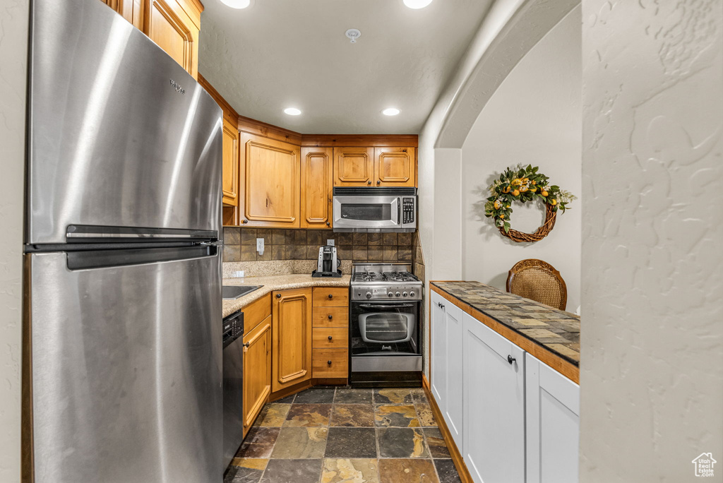 Photo 10 for MLS #2105226 at 840 W Bigler Ln #3019