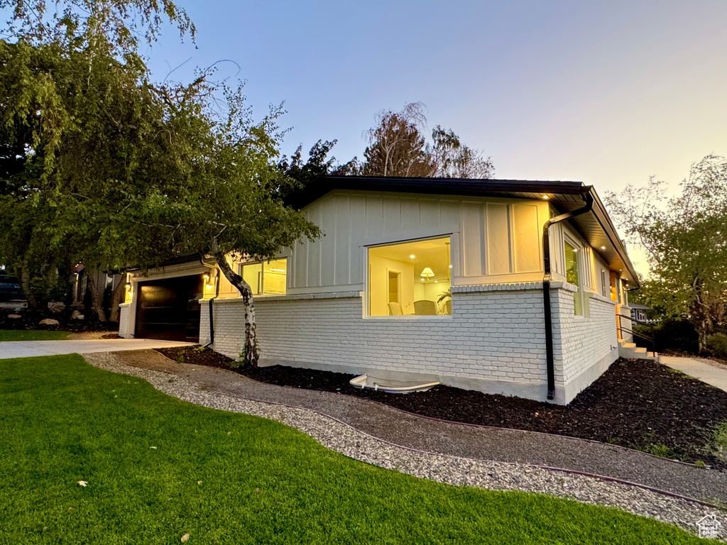 Photo 34 for MLS #2105229 at 3662 E Oakview Dr