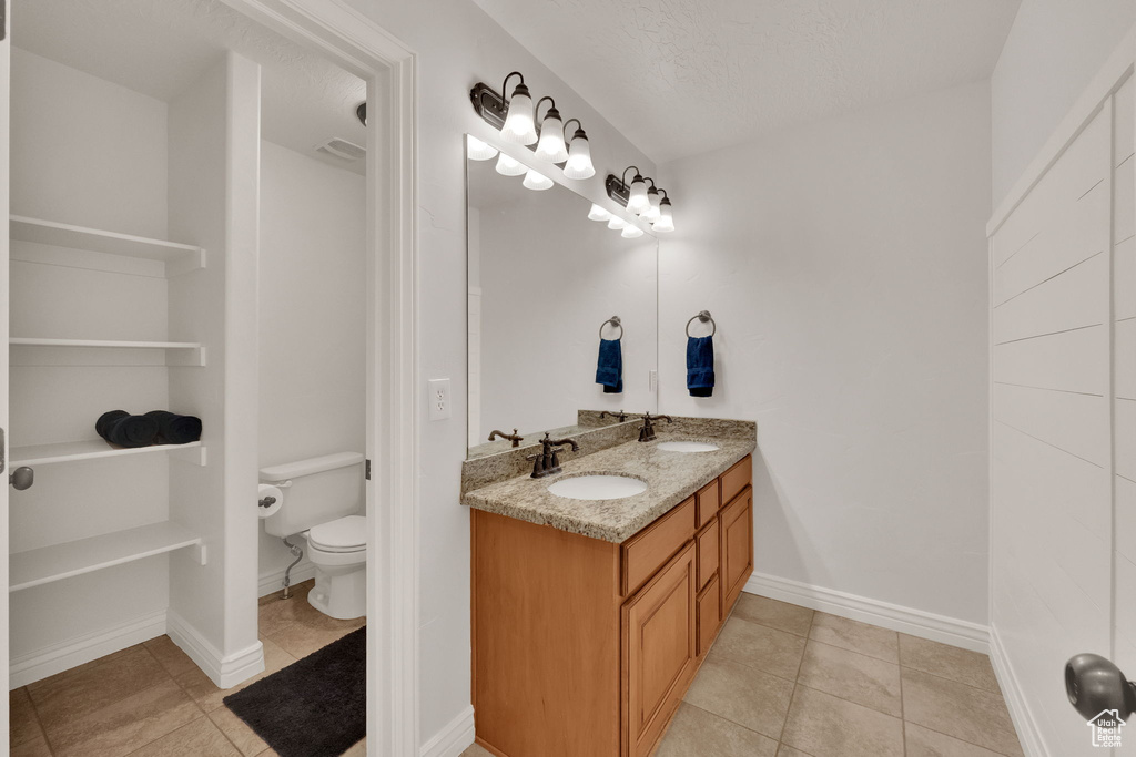 4251 W LAKE BRIDGE DR South Jordan, UT 84009