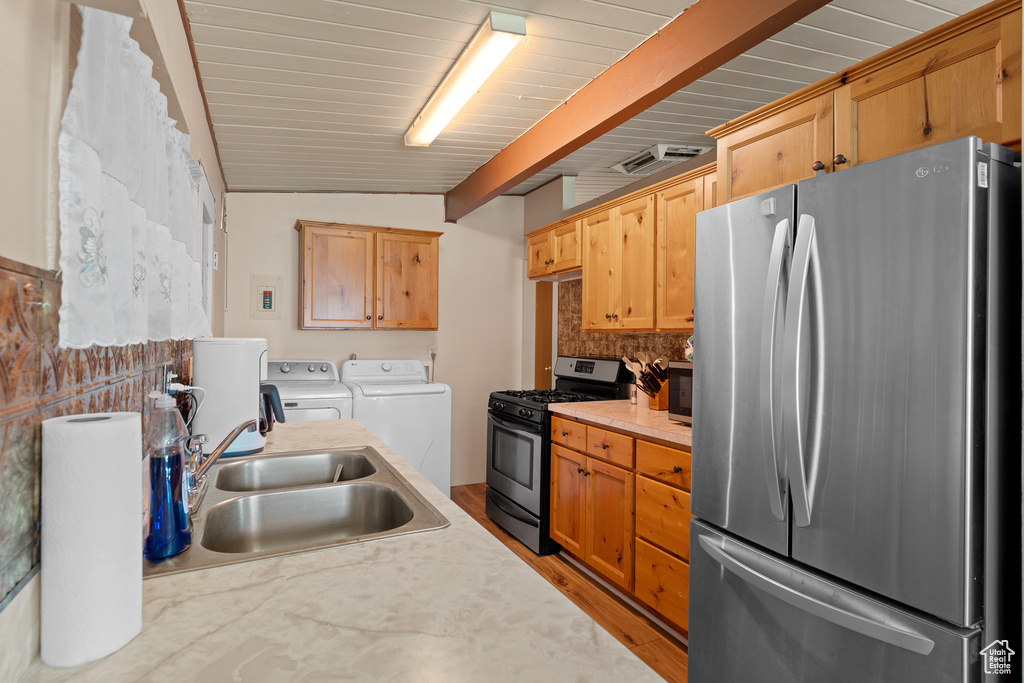 Photo 20 for MLS #2105248 at 931 Rancho Blvd