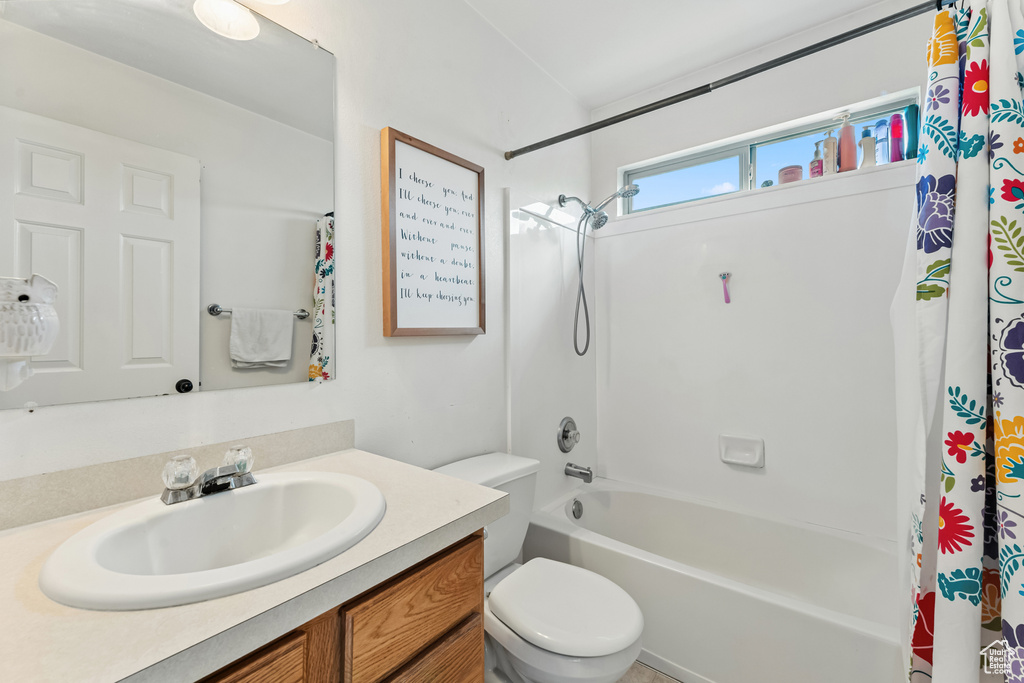 381 W CONCORD PL Saratoga Springs, UT 84045