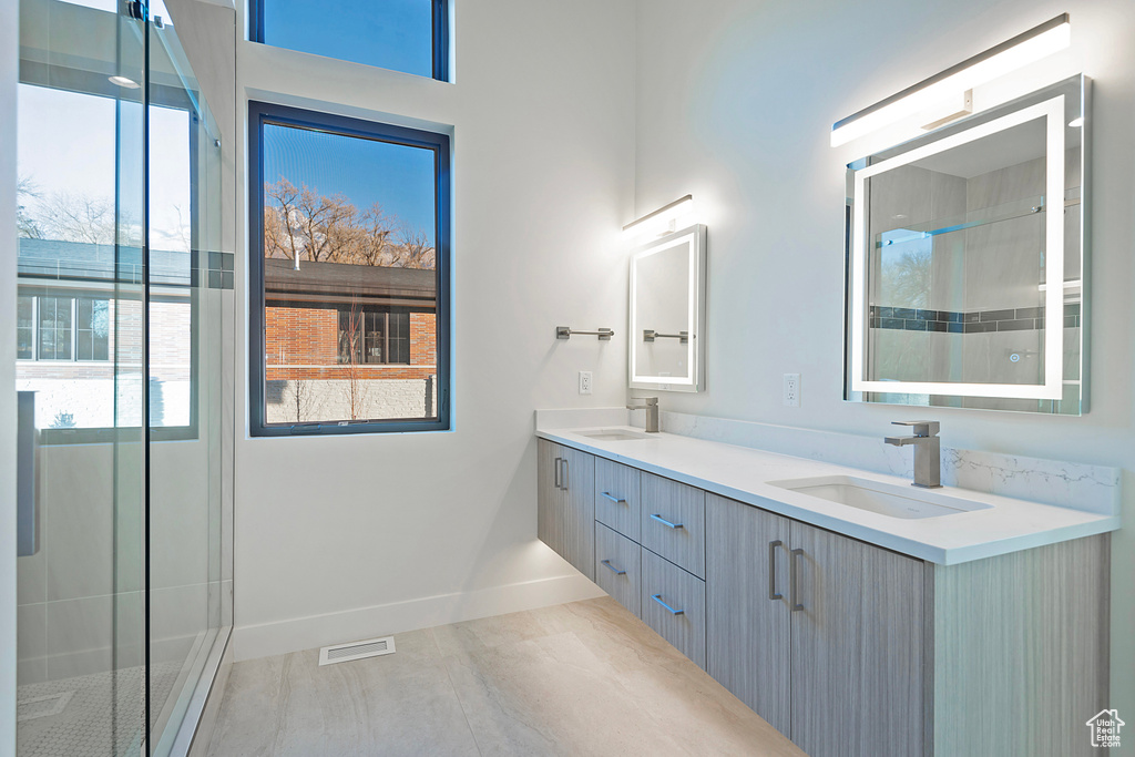 2222 E WALKER LN Holladay, UT 84117