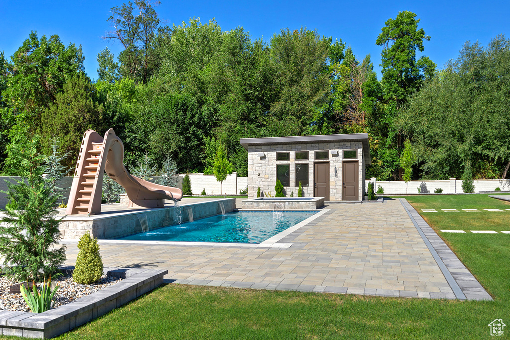 2222 E WALKER LN Holladay, UT 84117