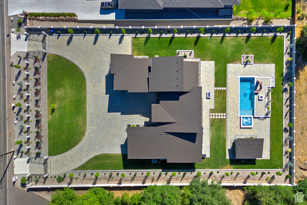 2222 E WALKER LN Holladay, UT 84117