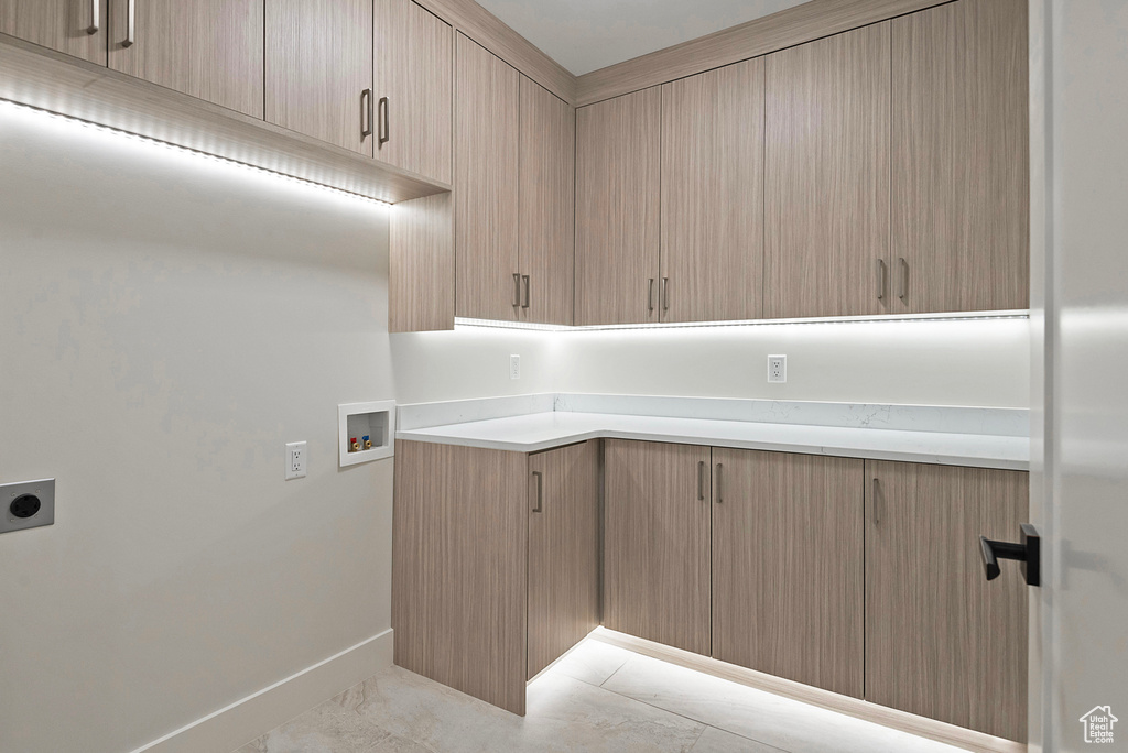 2222 E WALKER LN Holladay, UT 84117