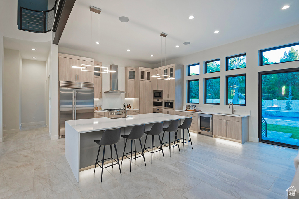 2222 E WALKER LN Holladay, UT 84117