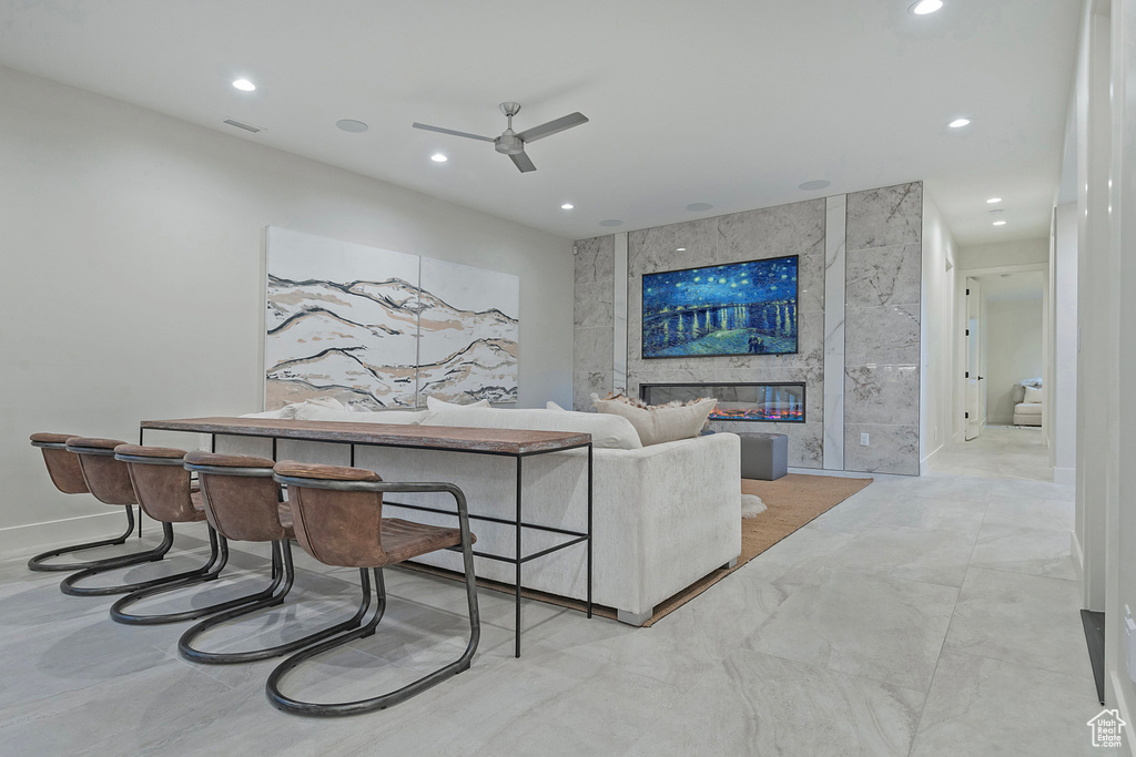2222 E WALKER LN Holladay, UT 84117