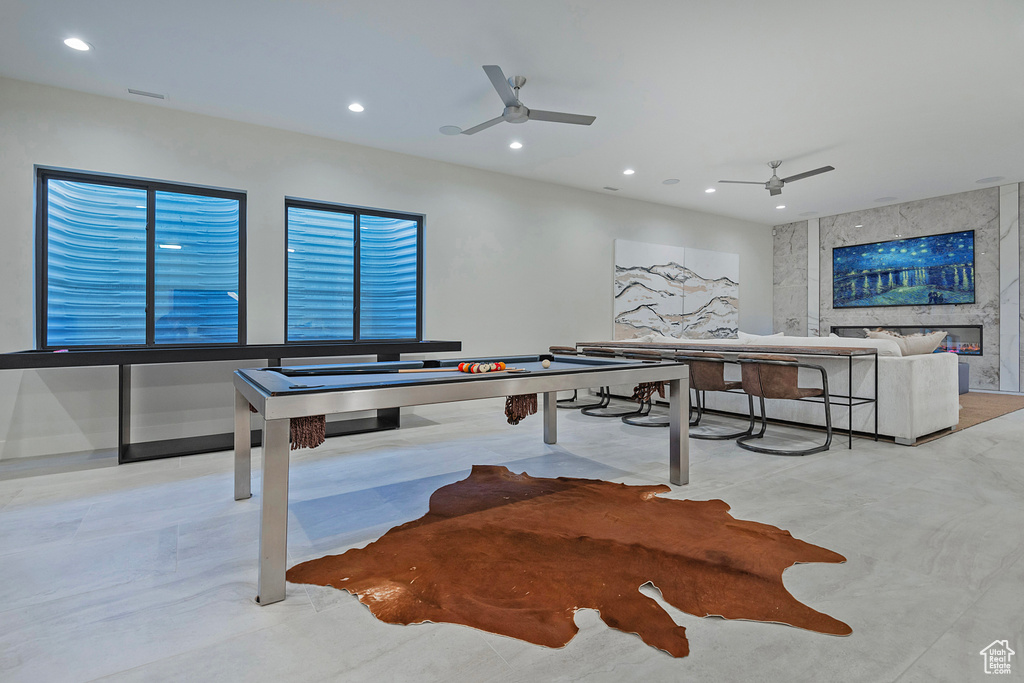 2222 E WALKER LN Holladay, UT 84117