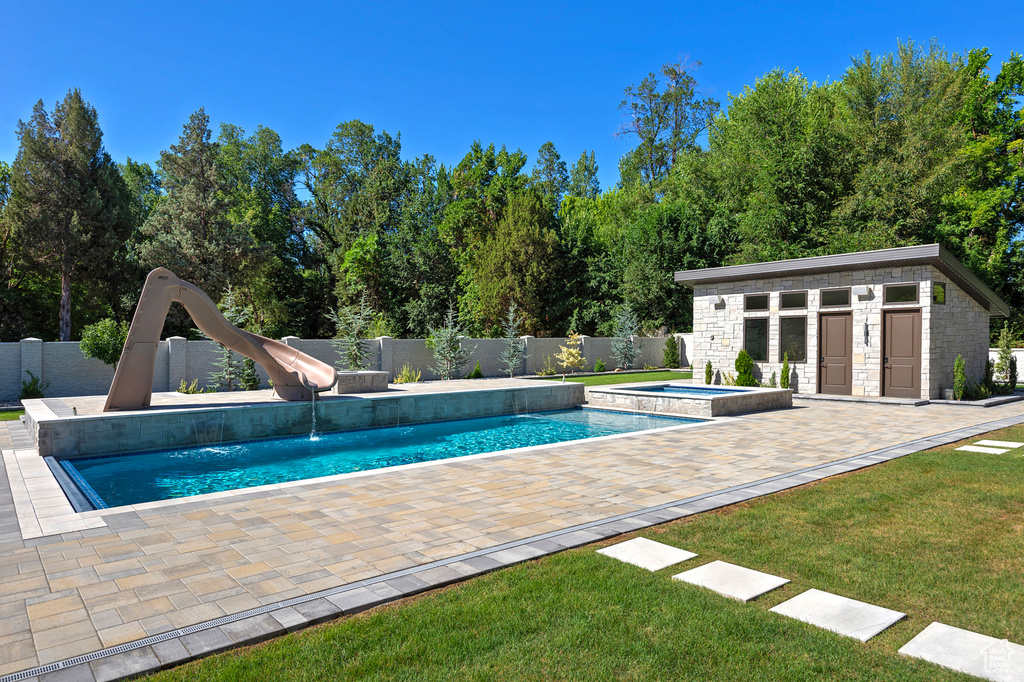 2222 E WALKER LN Holladay, UT 84117