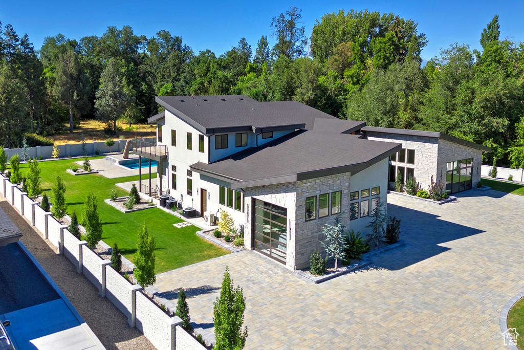 2222 E WALKER LN Holladay, UT 84117
