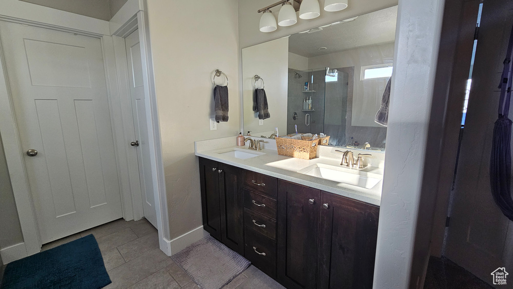 Photo 10 for MLS #2105281 at 828 Valley View Way