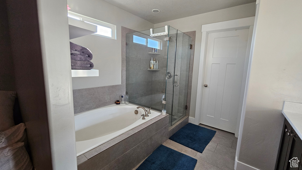 Photo 11 for MLS #2105281 at 828 Valley View Way