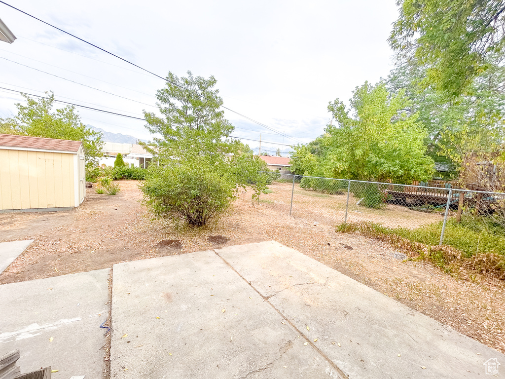 523 W LOYAL DR Murray, UT 84123
