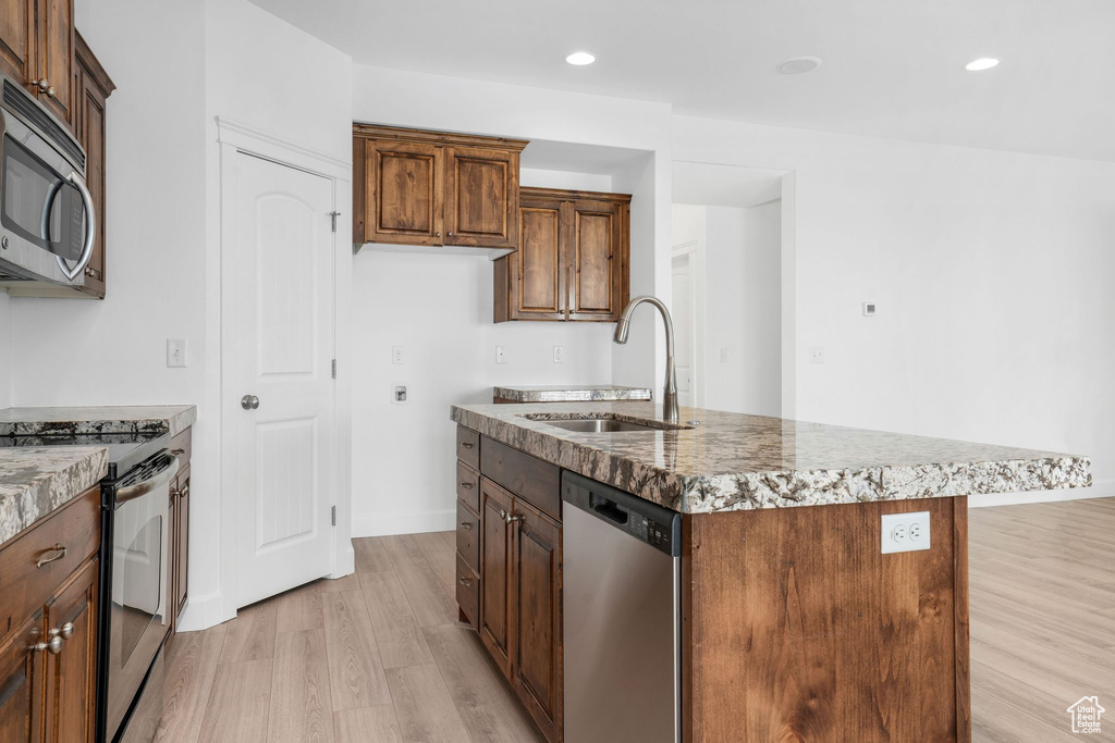 Photo 13 for MLS #2105310 at 1227 N Baycrest Dr