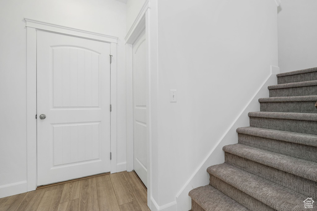 Photo 6 for MLS #2105310 at 1227 N Baycrest Dr