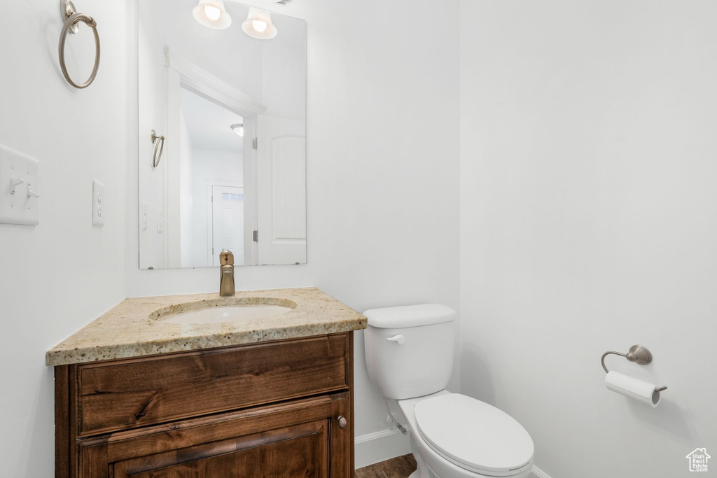 Photo 15 for MLS #2105310 at 1227 N Baycrest Dr